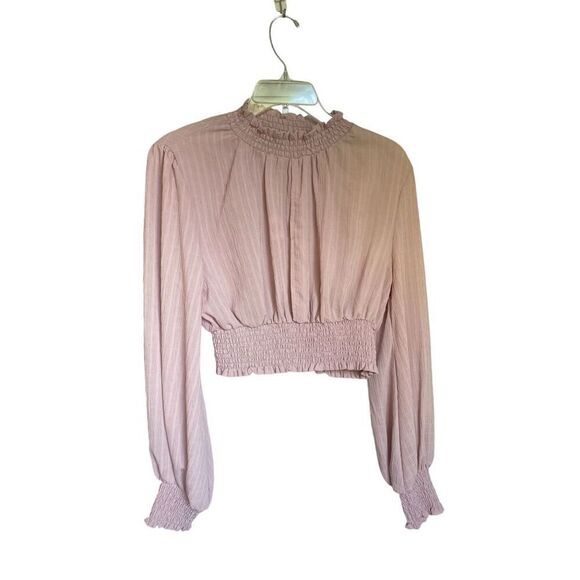 NWT HYFVE Blouse Long Sleeve Sheer Blush Pink Size L
Round neck sweet Romantic - Picture 1 of 10